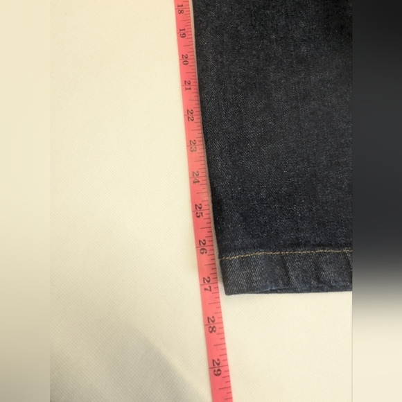 NWT!! Karl Lagerfeld Paris Women's Indigo Dark Wash Straight Leg Jeans Size 6 - Picture 11 of 11